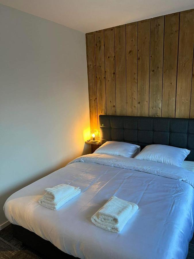 Prachtige Kamer In Centrum Brugge Met Badkamer ! 外观 照片