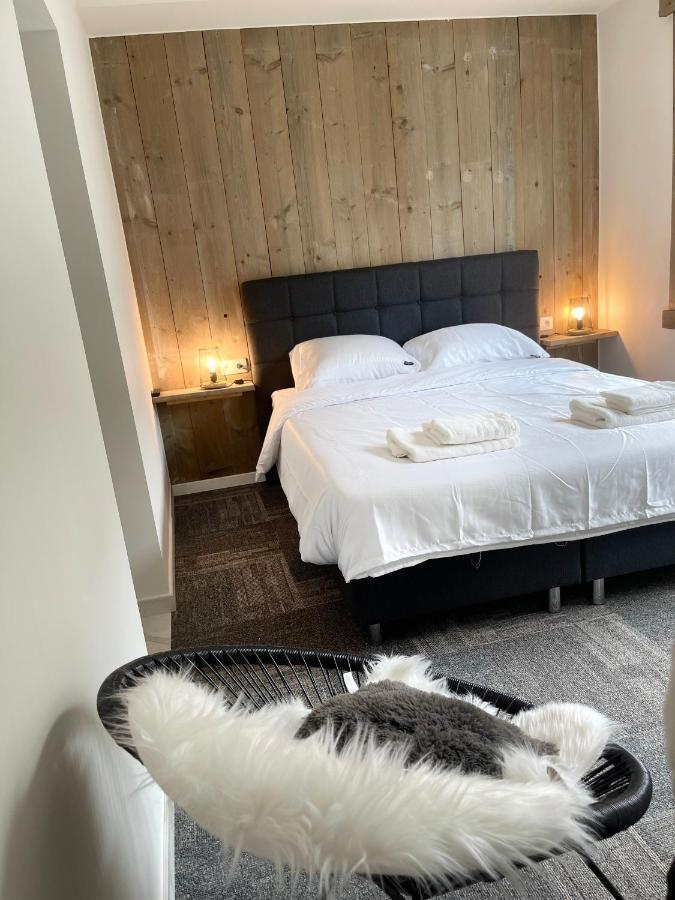 Prachtige Kamer In Centrum Brugge Met Badkamer ! 外观 照片