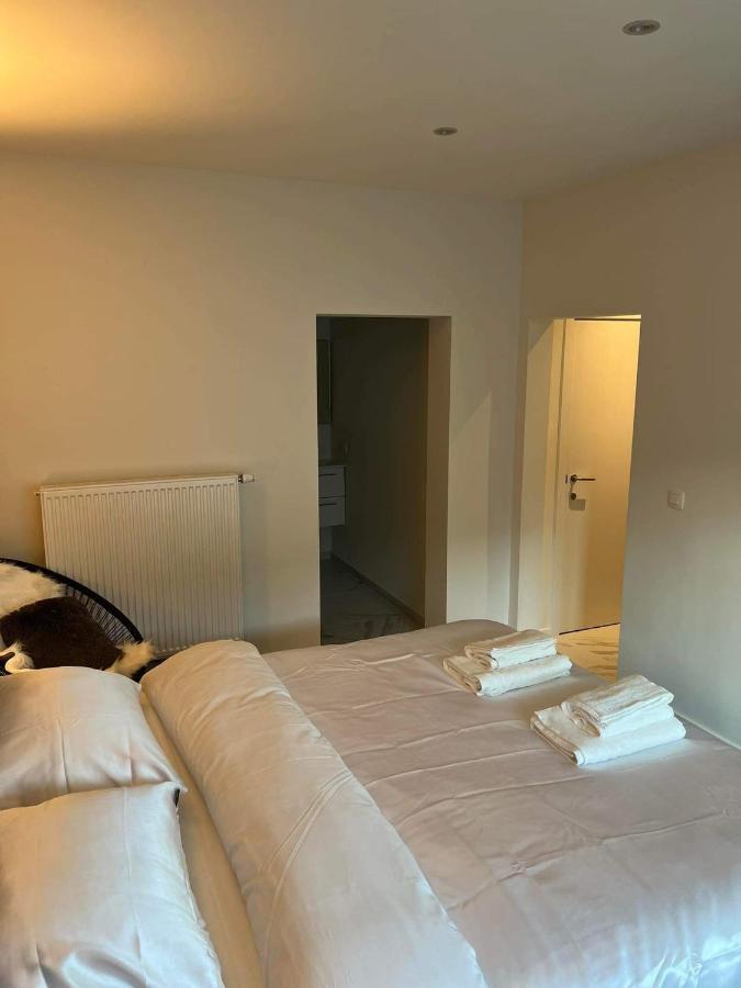 Prachtige Kamer In Centrum Brugge Met Badkamer ! 外观 照片